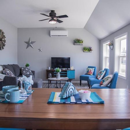 Family Ties Vacation Home - Hopkins House トウィリンゲート エクステリア 写真