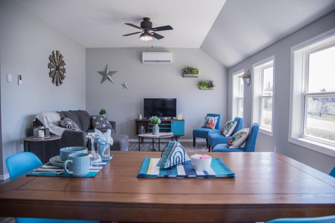Family Ties Vacation Home - Hopkins House トウィリンゲート エクステリア 写真