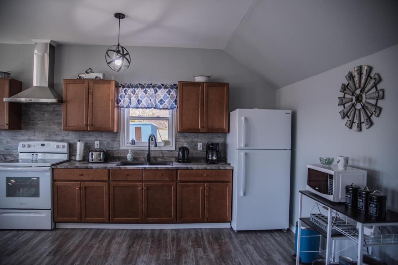 Family Ties Vacation Home - Hopkins House トウィリンゲート エクステリア 写真